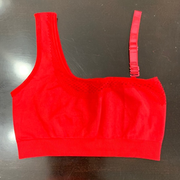 SEAMLESS 2-Piece Set (RED) - Picture 5 of 5